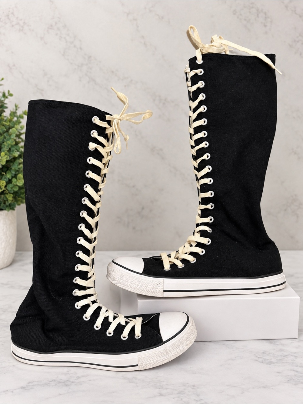 VNTG Sz 11 - Airwalk Extra Tall XXHI Boots Chuck Style Black Canvas Sneakers